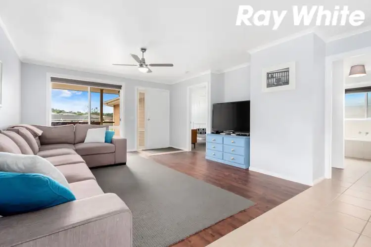 Fifth view of Homely house listing, 325 Settlement Road, Drouin VIC 3818