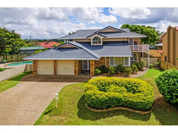 58 St Clair Crescent, Wishart QLD 4122