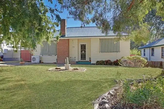 35 Wyatt Street, Goulburn NSW 2580