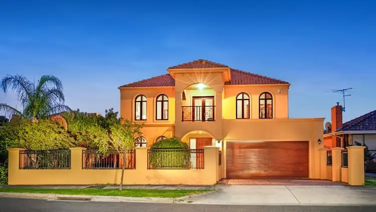 20 Robins Avenue, Reservoir VIC 3073