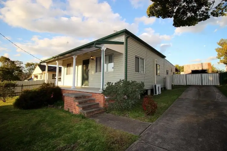 35 Kline Street, Weston NSW 2326