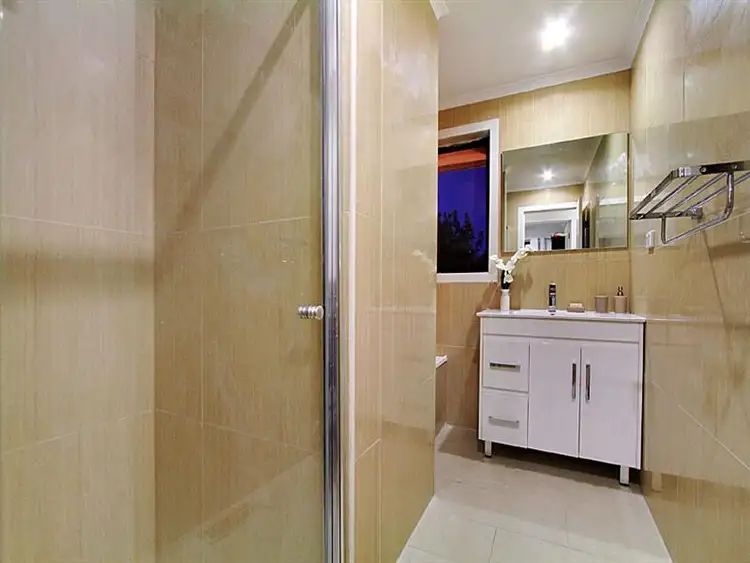 Sixth view of Homely villa listing, 2/2 Heyington Avenue, Thomastown VIC 3074