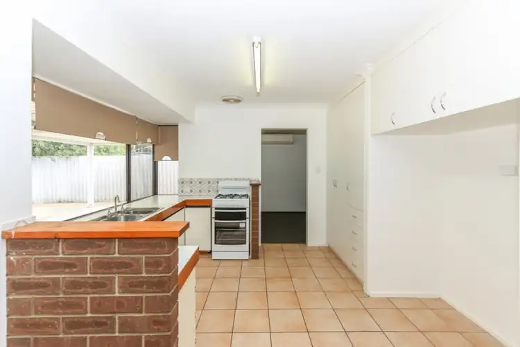 27 James Street, Gosnells WA 6110