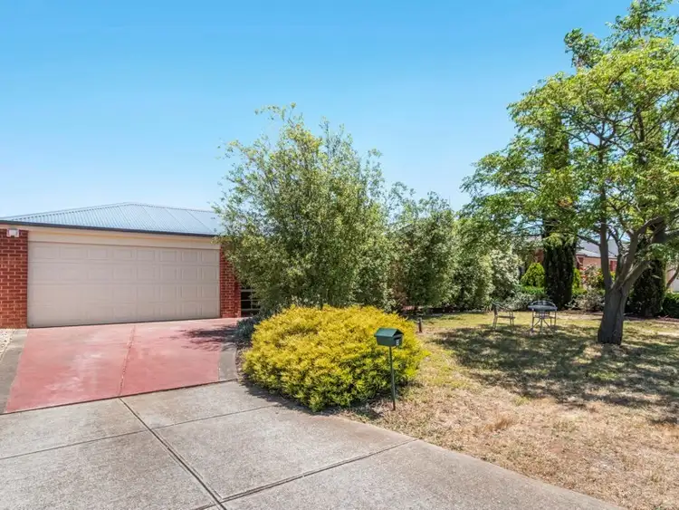 3 Madison Drive, Brookfield VIC 3338