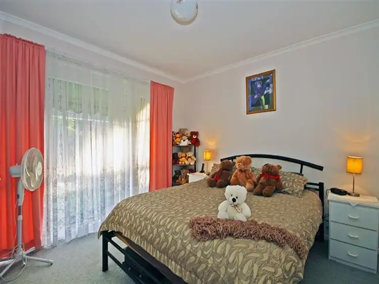Fifth view of Homely unit listing, 4/31 Broadway, Bonbeach VIC 3196