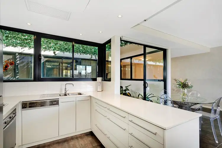 Third view of Homely unit listing, 2/39 Willoughby Road, Crows Nest NSW 2065