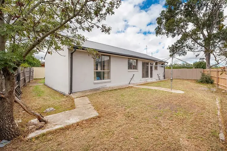 Seventh view of Homely unit listing, 2/57 Moffat Street, St Albans VIC 3021