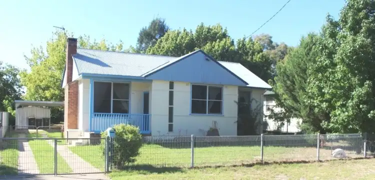 184 Thompson Street, Cootamundra NSW 2590