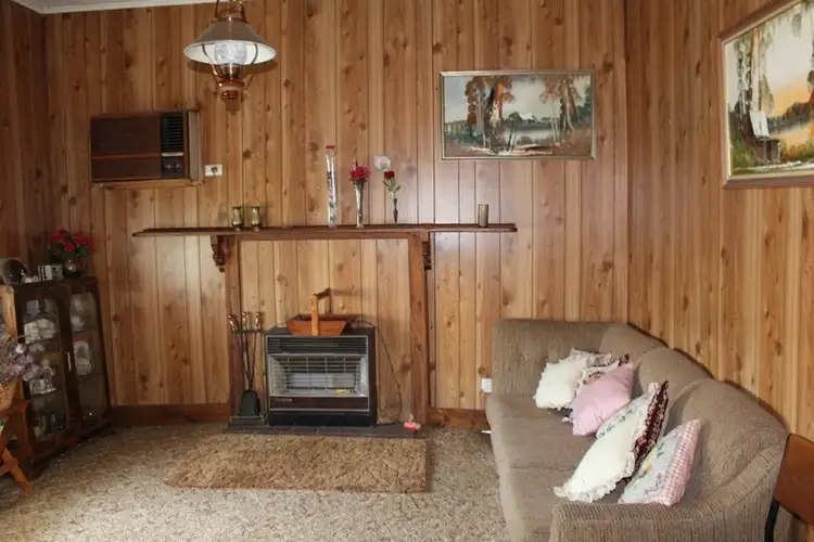 Seventh view of Homely house listing, 1 Eversley Street, Macarthur VIC 3286