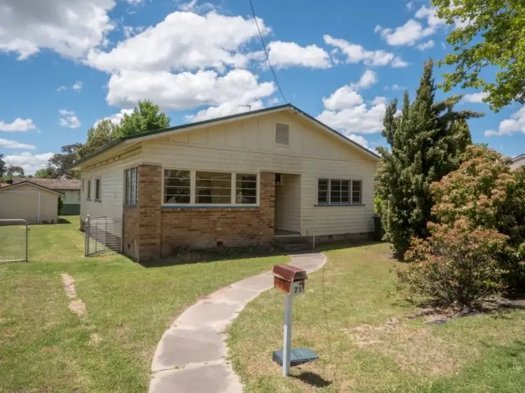 71 Mossman Street, Armidale NSW 2350