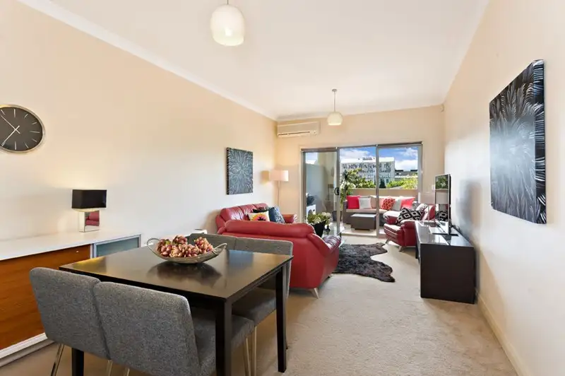 Main view of Homely unit listing, 32/2-6 Bridge Road, Stanmore NSW 2048