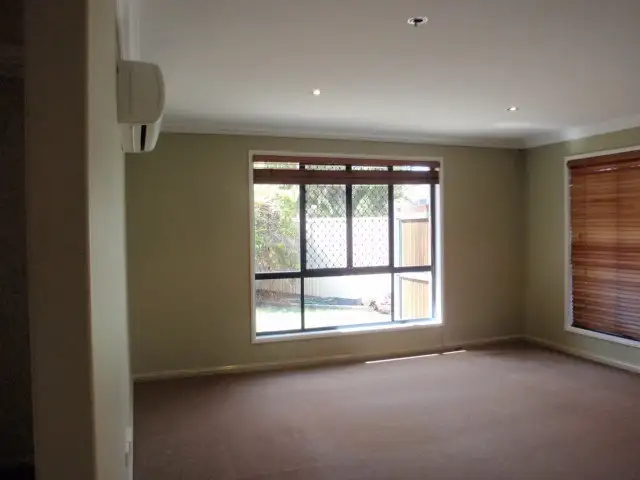 Third view of Homely house listing, 5 Coombs Court, Emerald QLD 4720