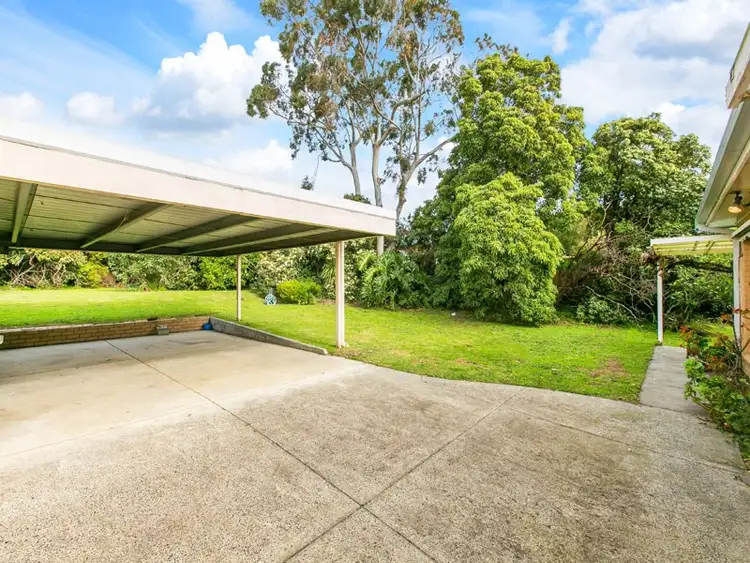 Fifth view of Homely house listing, 2 Nette Court, Moorabbin VIC 3189