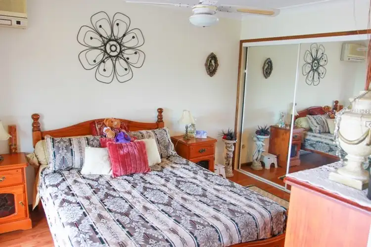 Sixth view of Homely townhouse listing, 11/8 Kilpatrick Court, Highland Park QLD 4211