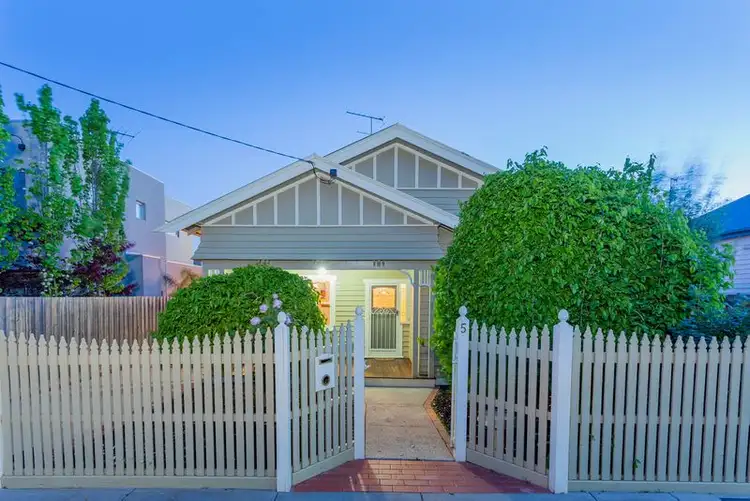5 Nicholas Street, Newtown VIC 3220