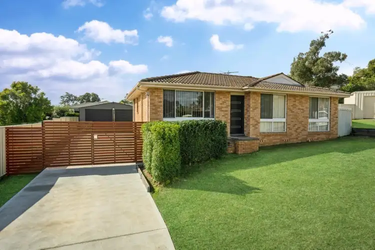 13 Verona Close, Rutherford NSW 2320