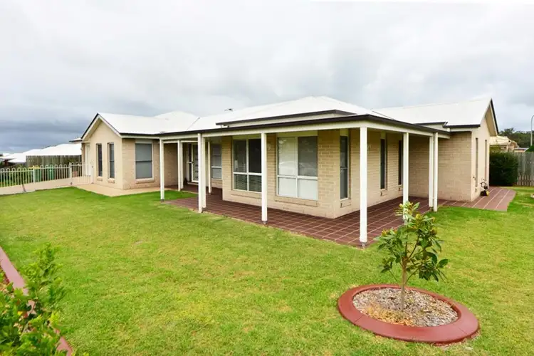326 Ramsay Street, Middle Ridge QLD 4350