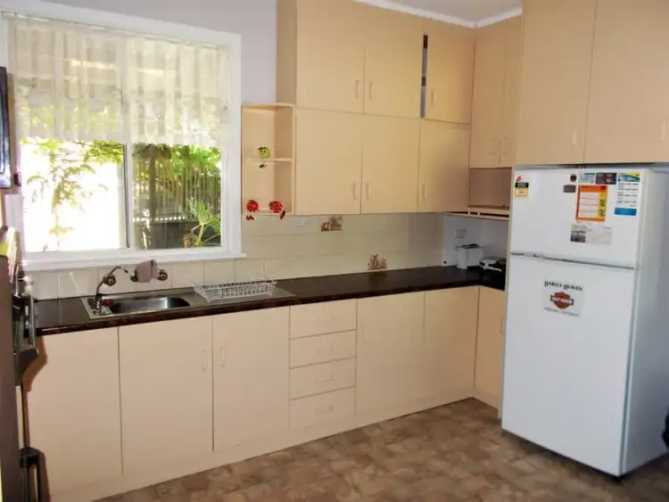 Sixth view of Homely house listing, 9 Eveline Street, Bordertown SA 5268