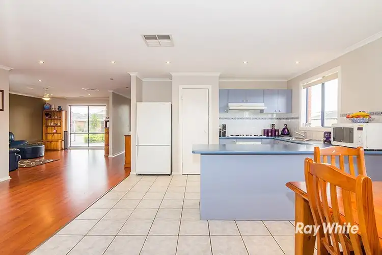 Sixth view of Homely house listing, 5 Gowrie Place, Cranbourne West VIC 3977