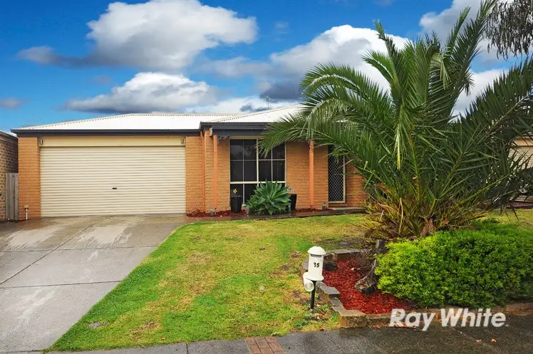 35 Central Parkway, Cranbourne West VIC 3977
