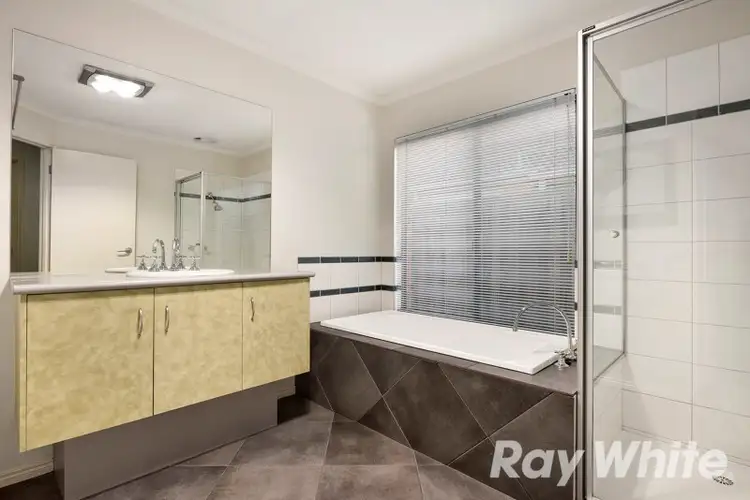 Fifth view of Homely house listing, 5 Hanlon Close, Mordialloc VIC 3195
