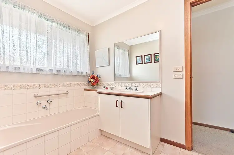 Fourth view of Homely house listing, 9 Medinah Close, Warrnambool VIC 3280