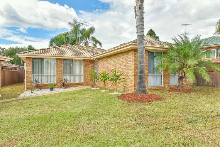73 St Helens Park Drive, St Helens Park NSW 2560