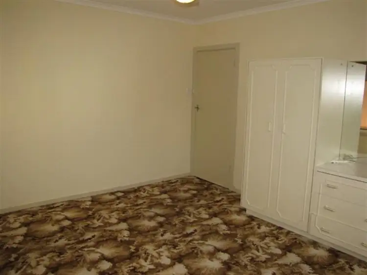 Fifth view of Homely house listing, 10 Langdon Terrace, Barmera SA 5345