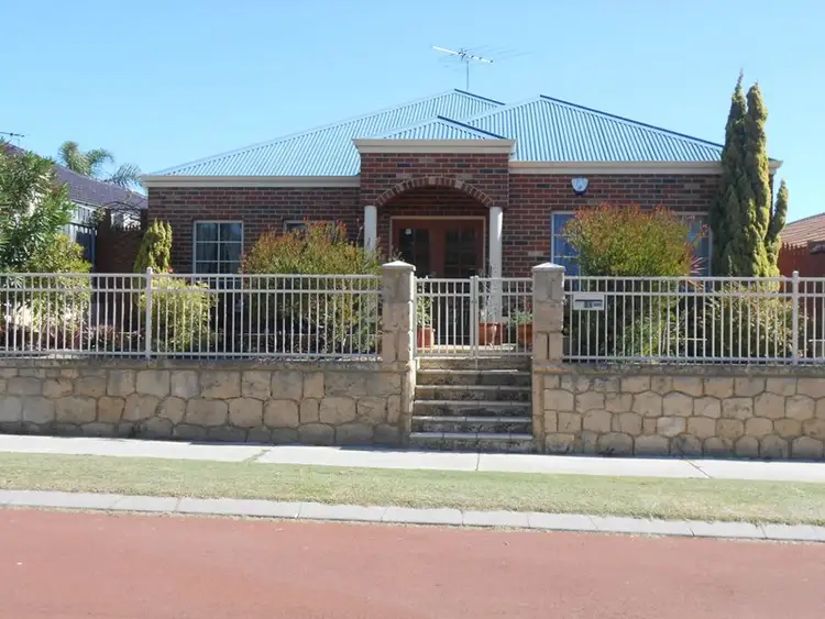 56 Mulgrave Loop, Mindarie WA 6030