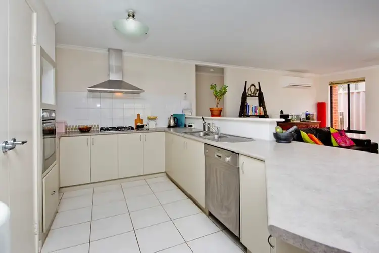 44 Valentine Avenue, Dianella WA 6059