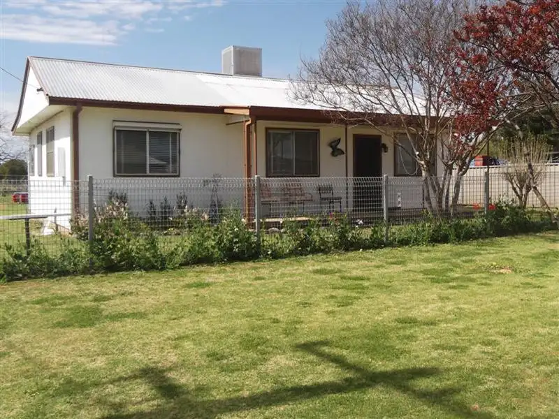Main view of Homely house listing, 33 River Park Road, Cowra NSW 2794