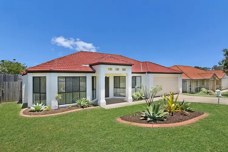 8 Almond Avenue, Birkdale QLD 4159