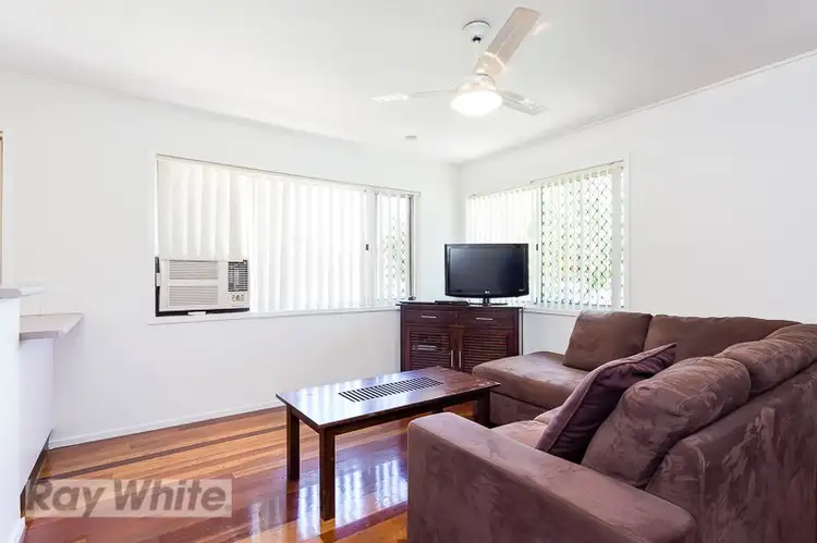 Third view of Homely unit listing, 1/162 Juliette Street, Greenslopes QLD 4120