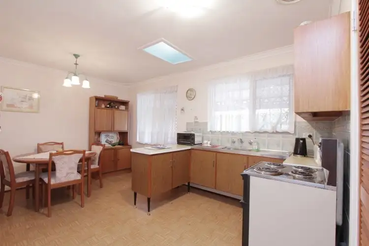 Fifth view of Homely house listing, 360 Robinson Avenue, Cloverdale WA 6105