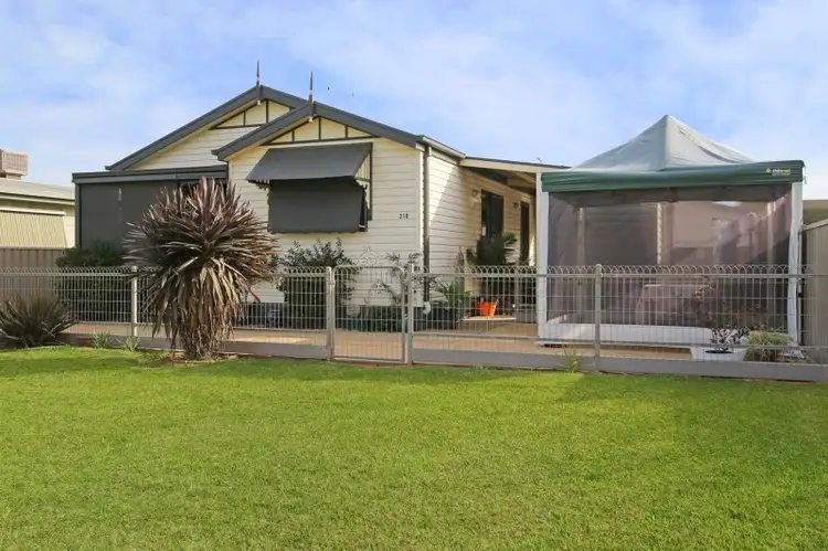 318 Sun Country Holiday Village, Tocumwal Road, Mulwala NSW 2647