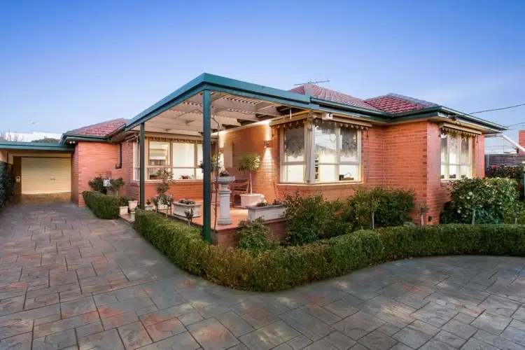 2 Marrbridge Road, Moorabbin VIC 3189