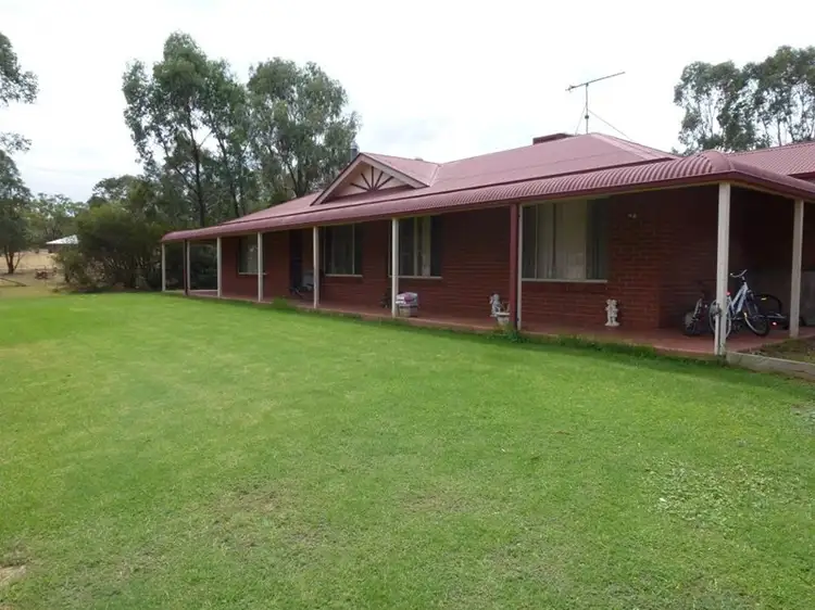 54 Heatherbrae Road, Geurie NSW 2818