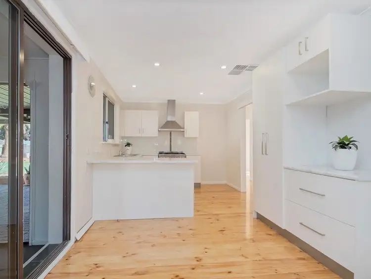 Sixth view of Homely house listing, 2 Geoff Court, Salisbury Heights SA 5109