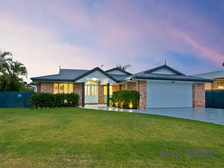 4 Fleetwing Avenue, Newport QLD 4020