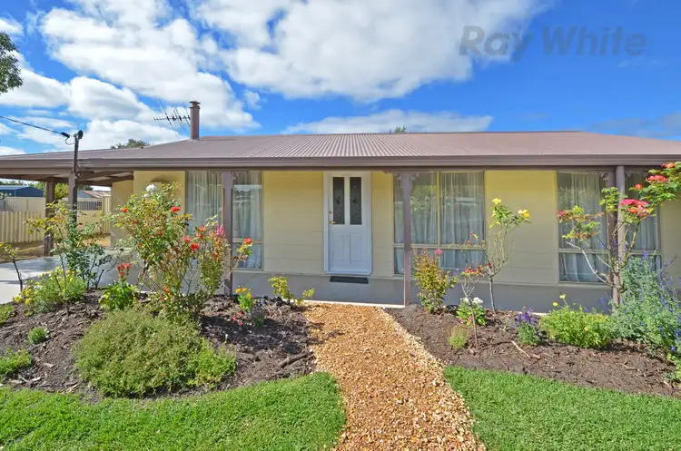 3 Katoomba Street, Orana WA 6330