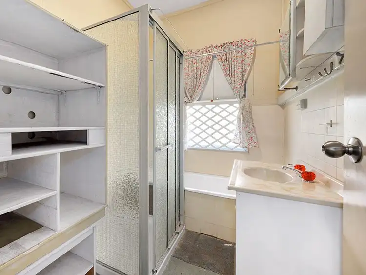Seventh view of Homely house listing, 76 Arthur Terrace, Red Hill QLD 4059
