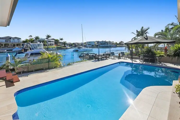 9 Dorsal Drive, Birkdale QLD 4159