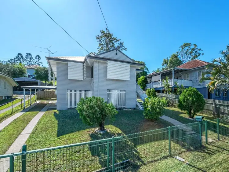 27 Armfield Street, Stafford QLD 4053