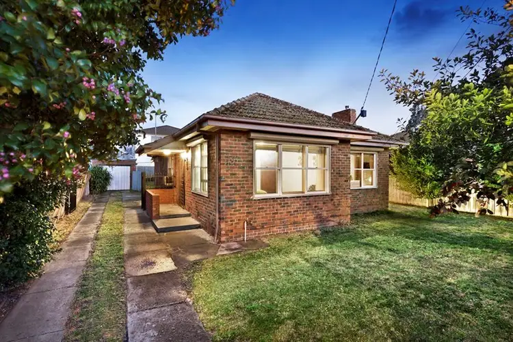 156 Warrigal Road, Oakleigh VIC 3166