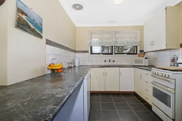 Seventh view of Homely house listing, 9 Arunta Place, Springdale Heights NSW 2641