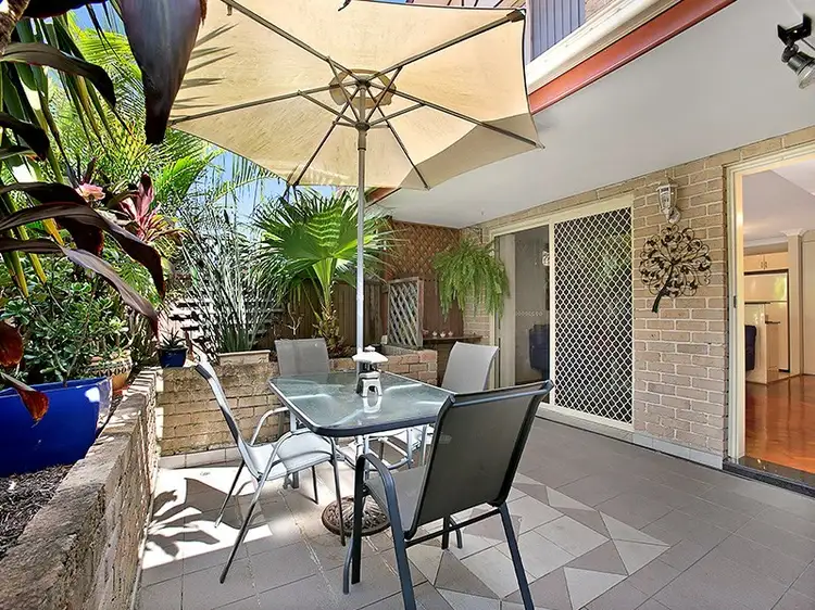 6/88-92 Yathong Road, Caringbah NSW 2229