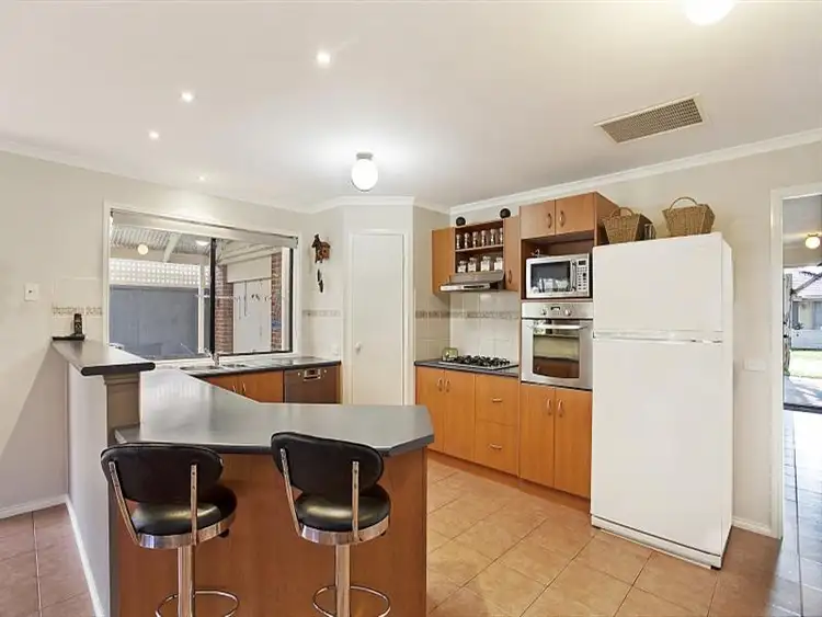 Fourth view of Homely house listing, 4 CLAIR Court, Aspendale Gardens VIC 3195