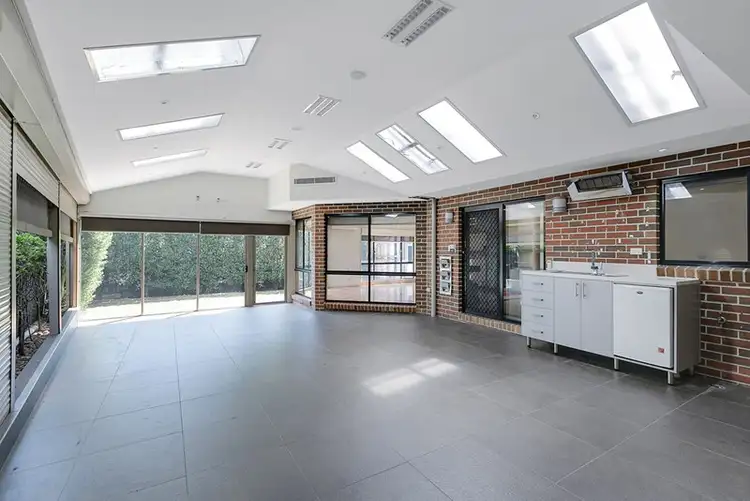 Seventh view of Homely house listing, 3 Carrington Boulevard, Thomastown VIC 3074