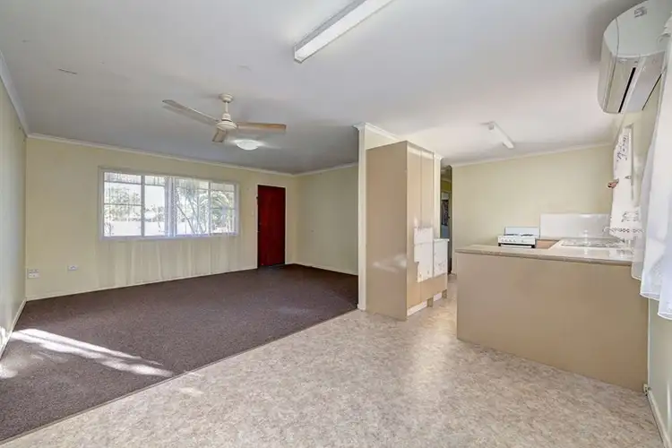 Sixth view of Homely house listing, 2 Searle Street, Thabeban QLD 4670