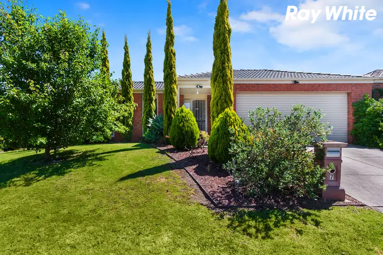 Second view of Homely house listing, 7 Spencer Place, Pakenham VIC 3810